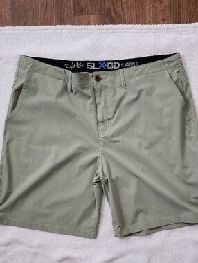 Salt Life SLX-QD Hybrid Shorts - Men’s Size 42 Sage Green Big&Tall Minor Flaws